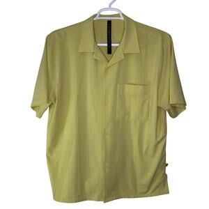 Lululemon Airing Easy Men’s Large Button Up Camp Shirt Finch Yellow Summer Beach